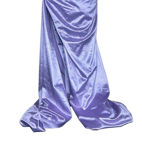 NWT Ladivine By Cinderella Divine Lavender Prom Long Gown Size 4 Satin Beaded - Picture 4 of 14